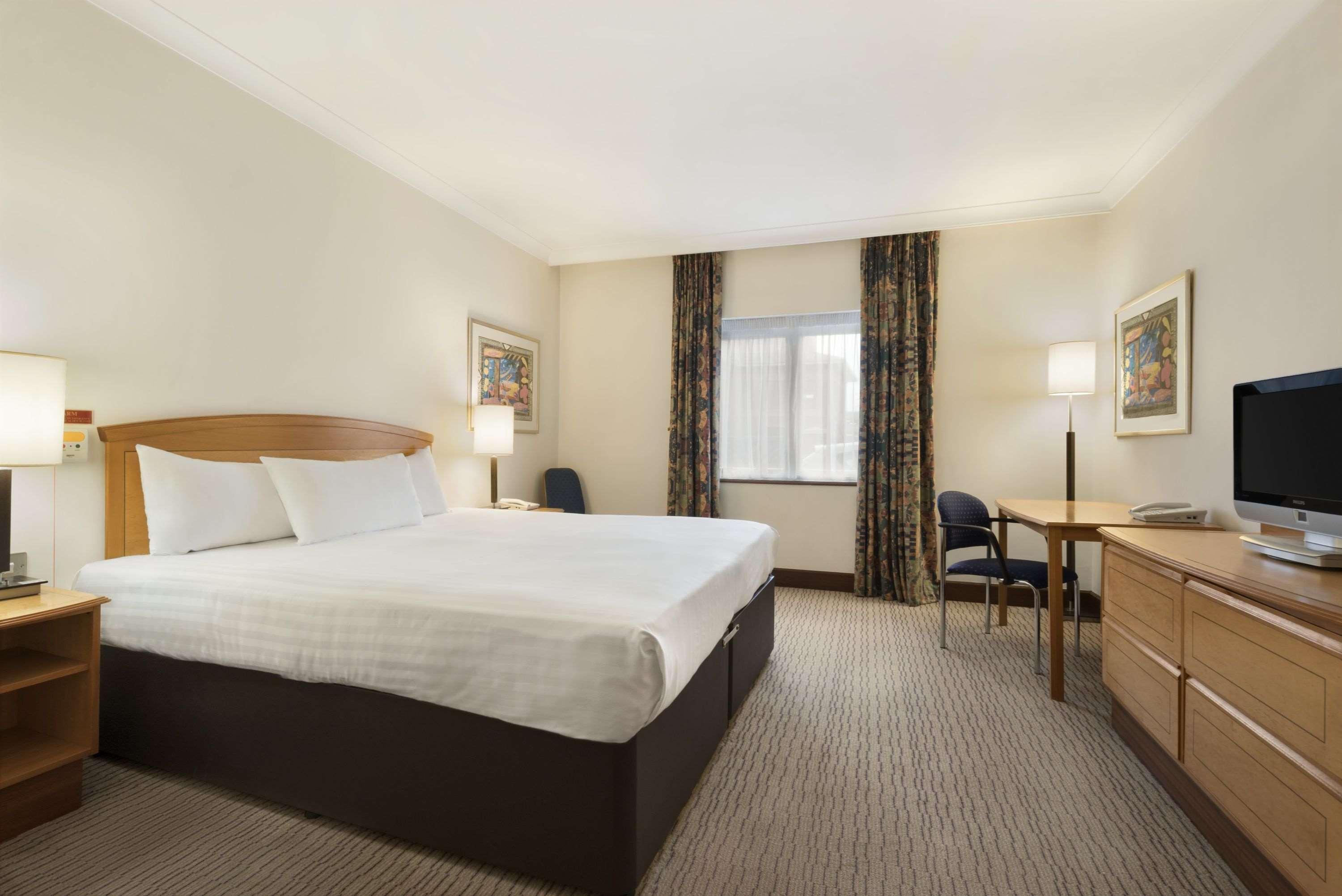 Отель Ramada Solihull, Birmingham Экстерьер фото