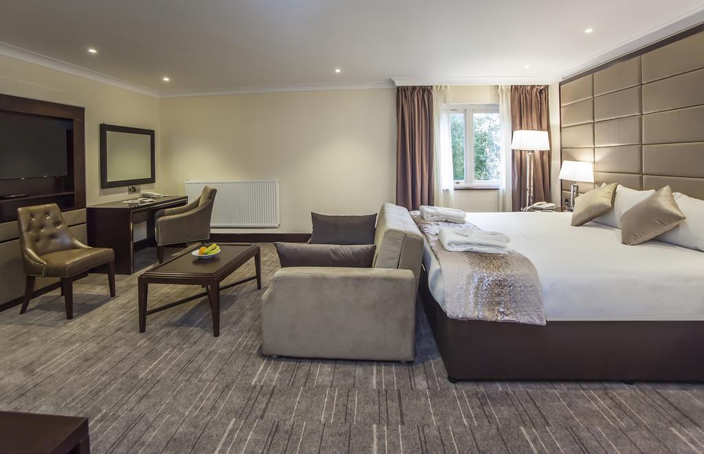 Отель Ramada Solihull, Birmingham Экстерьер фото